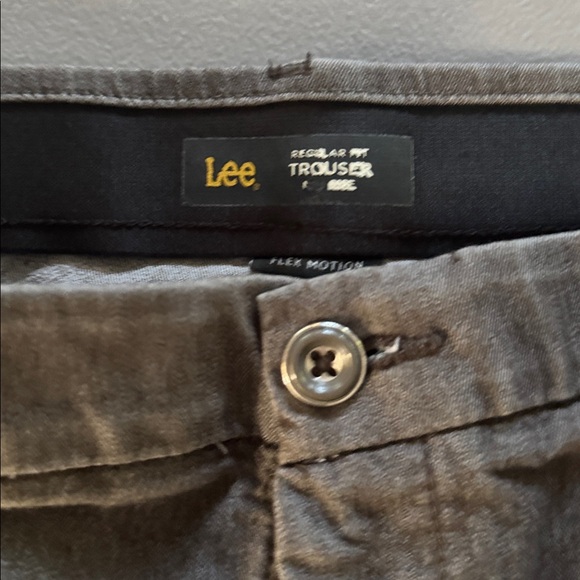 Lot of women’s size 14/16 pants - Picture 3 of 4